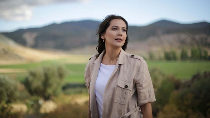 Gönül Dağı'nın Dilek'i Gülsim Ali kafaları karıştırdı! 'Oyunculuğu bırakıyor mu'