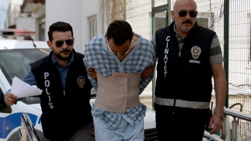 Adana'da eşini katledip kendine zarar veren zanlı, tedavi sonrası tutuklandı