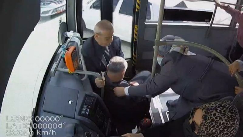 Siirt'te otobüste baygınlık geçiren yolcu