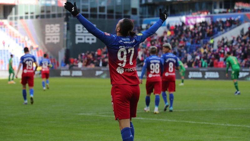 Yusuf Yazıcı, Rusya'da tarihe geçti