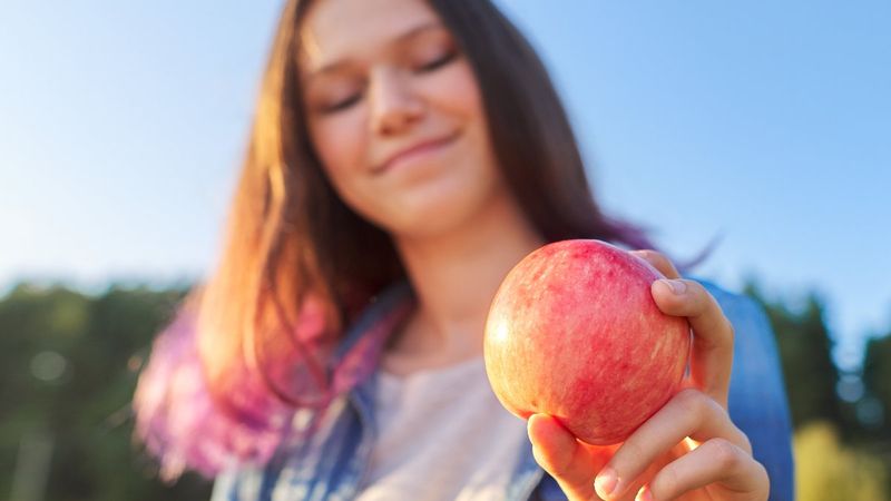 Kilo verdiren yağ yakıcı 8 meyve
