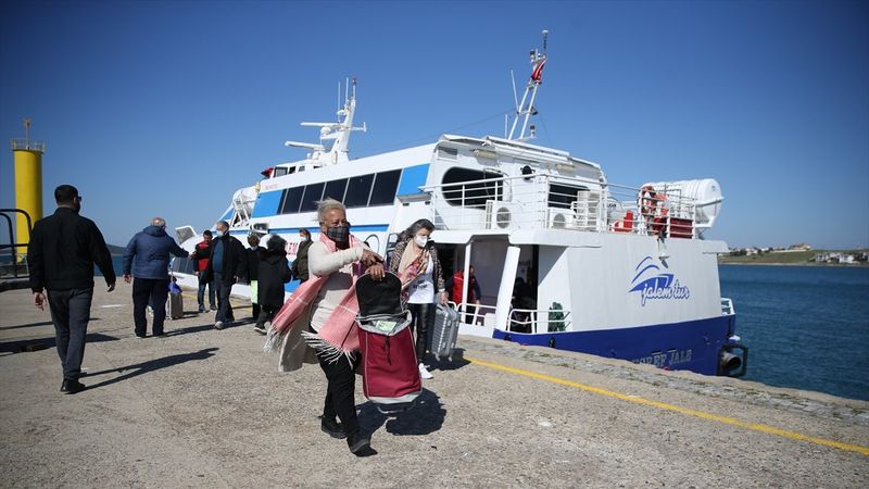 İlk turist kafilesi, Midilli'den Ayvalık'a geldi