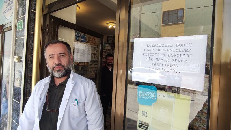 Bursa'daki gizli kahraman, 3 mahallenin 100 bin TL'lik borcunu ödedi