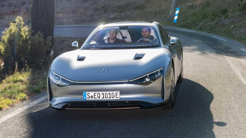 Mercedes-Benz Vision EQXX, tek şarjla 1000 km yol gitti