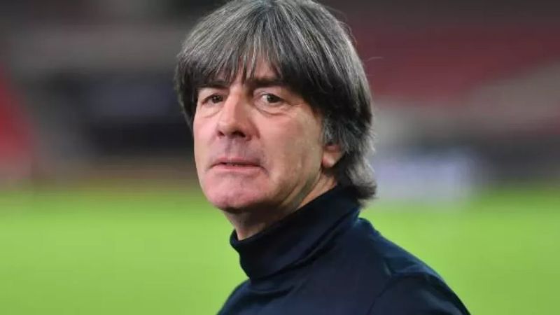 Joachim Löw, Fenerbahçe'den dünyaları istedi