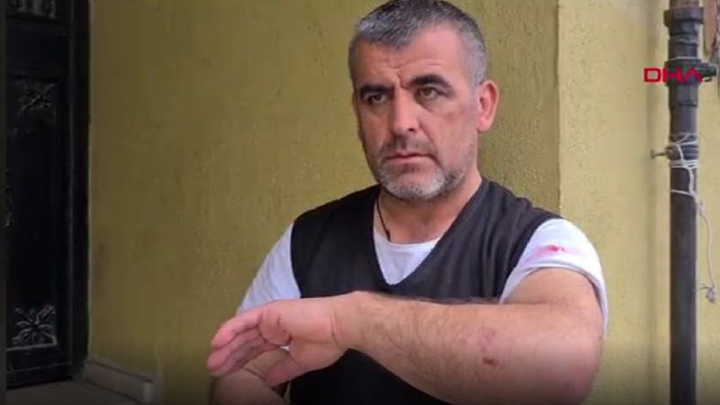 Sultangazi'de, evine giderken tekme tokat darbedildi