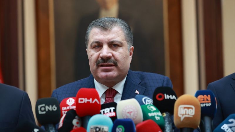 Fahrettin Koca: Kısıtlamalar değil, kişisel tedbirler devreye girecek