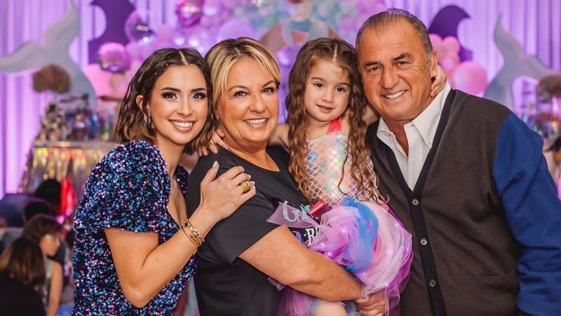 Fatih Terim, torunu Naz'ın doğum gününe katıldı