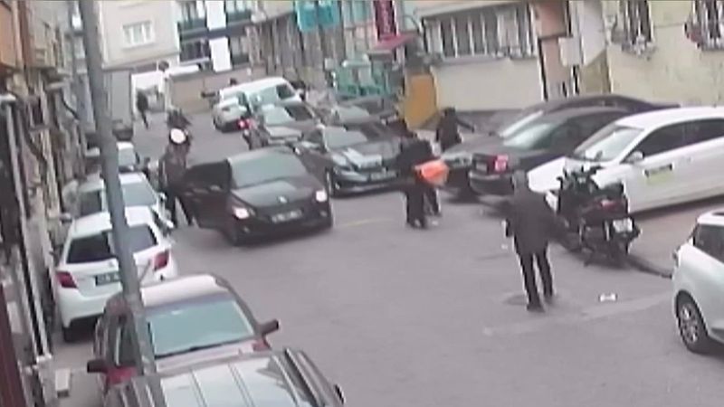 Kasımpaşa tribün lideri, iftara giderken ailesinin yanında öldürüldü