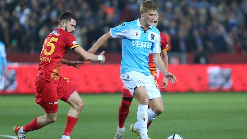Trabzonspor kupa yarı final ilk maçında Kayserispor'u yendi