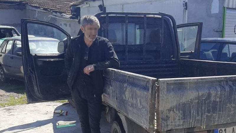 Düzce'de kaçan şüpheli, polisleri izlerken yakalandı