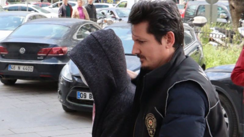 Aydın'da hırsızlıktan aranan şahıs, uyuşturucu ticaretinden yakalandı