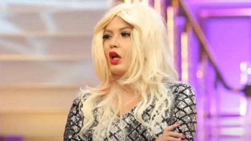 Bahar Candan firikik verdi, gören küçük dilini yuttu! 'Bu şekilde sokağa nasıl çıkarsın?'