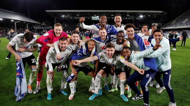 Fulham yeniden Premier Lig’de