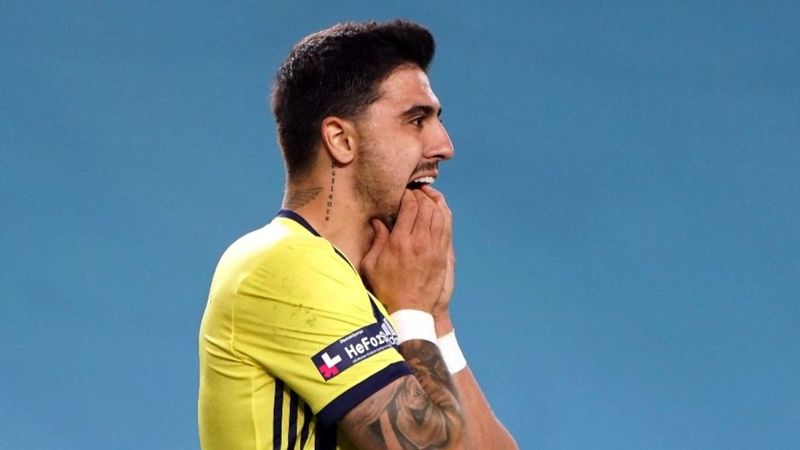 Ozan Tufan’a af yok