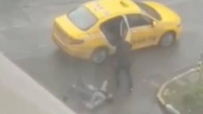 Ataşehir'de turisti darbeden taksicinin sürücü belgesi iptal edildi