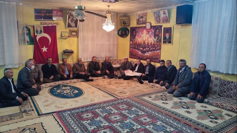 Manisa'da mahalle sakinlerinden Süleyman Soylu'ya teşekkür