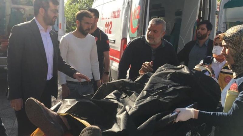 Adıyaman'da otomobil şarampole yuvarlandı: 3 yaralı