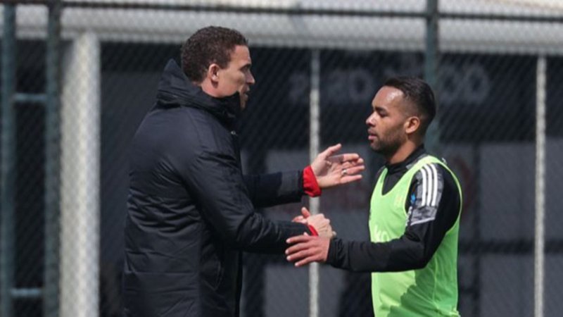 Valerien Ismael, Alex Teixeira kararını verdi