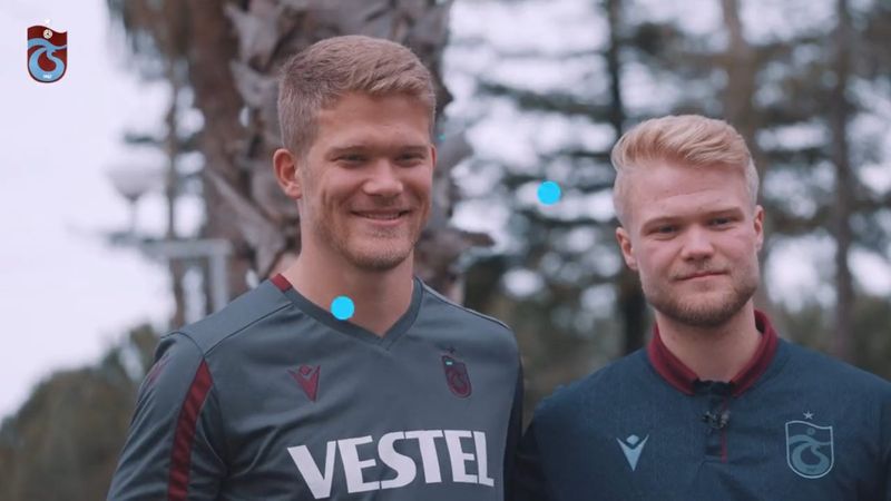 Cornelius, kendisine benzeyen Meine Kiewiet'le buluştu