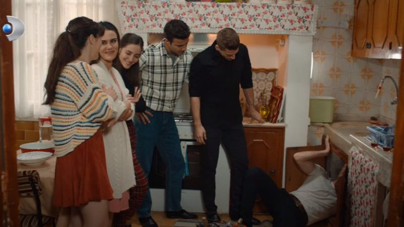 Üç Kız Kardeş 10. bölüm ön izleme: Türkan ve kardeşleri damatlarla aynı eve girerse...