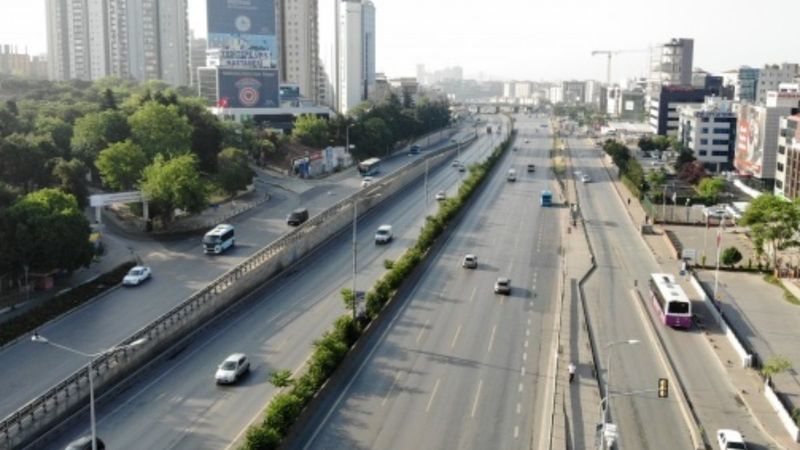 23 Nisan'da İstanbul yolları boş kaldı