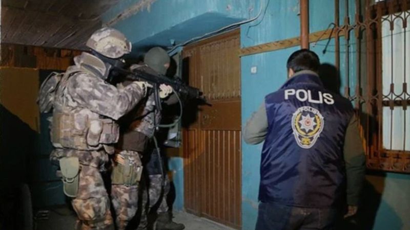 Çanakkale'de terör örgütü MLKP'ye operasyon: 8 gözaltı