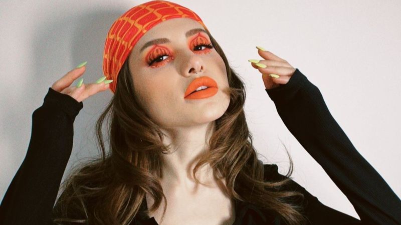 'Gözümüz gönlümüz açıldı!' Fenomen Şeyda Erdoğan dekolteyi açtı, takipçileri coştu...