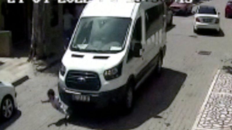 Antalya'da 2 yaşındaki çocuğun hayatını kaybettiği kaza