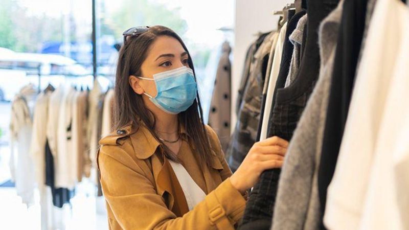 Kapalı alanlarda uygulanan maske zorunluluğu kaldırıldı