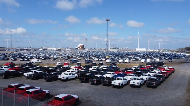 Rusya'ya gidecek araçlar, Belçika'daki limandan geçemedi