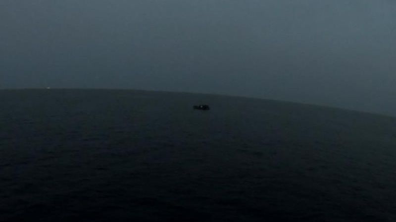 İzmir açıklarında 47 göçmen kurtarıldı