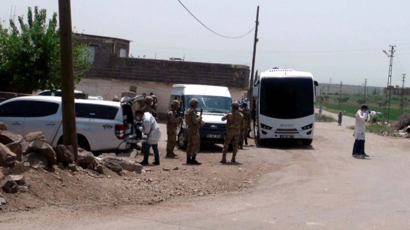 Kilis'te muhtarlık seçiminden husumeti olan aileler kavga etti