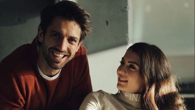 Serkay Tütüncü Burcu Özberk'e yorum yazdı