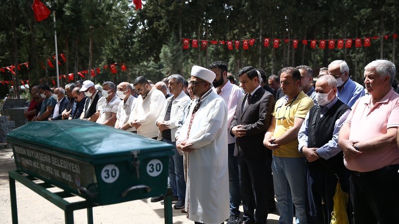 Uçak kazasında hayatını kaybeden Murat Avşar'a veda