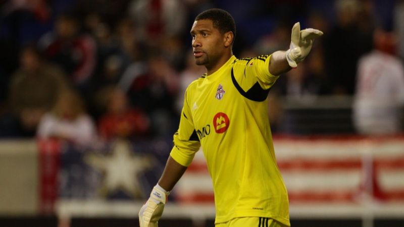 Freddy Hall trafik kazasına kurban gitti