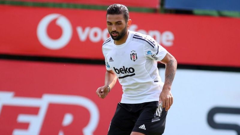 Umut Meraş sakatlandı