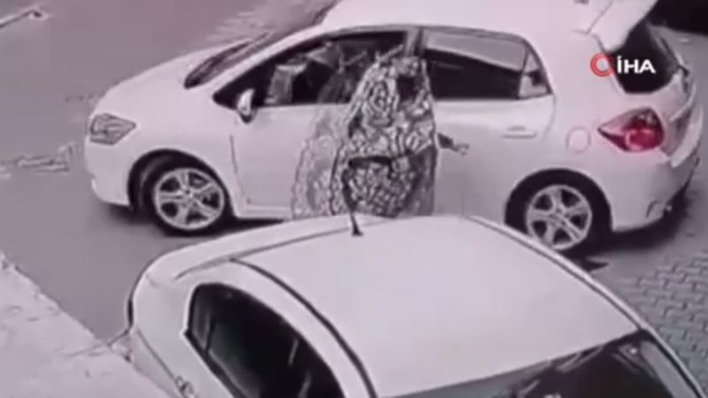 Esenyurt’ta halı hırsızları kamerada