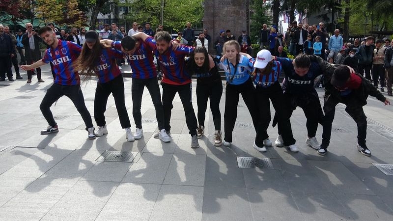 Trabzon'da şampiyonluk kutlamaları erken başladı