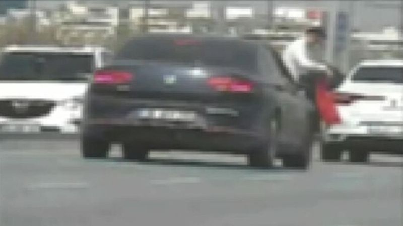 İzmir'de şoförün 'bayrak' sevgisi