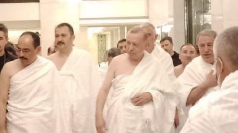 Cumhurbaşkanı Erdoğan umre yaptı