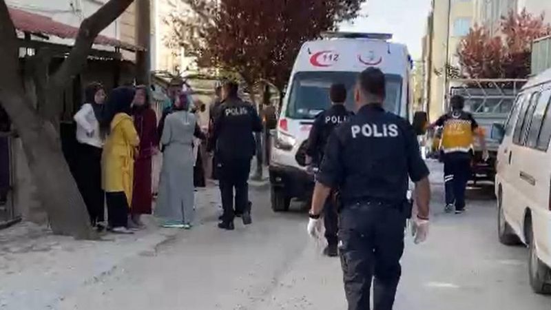 Eskişehir'de kayınpederini öldürüp eşi ve yakınlarını yaraladı