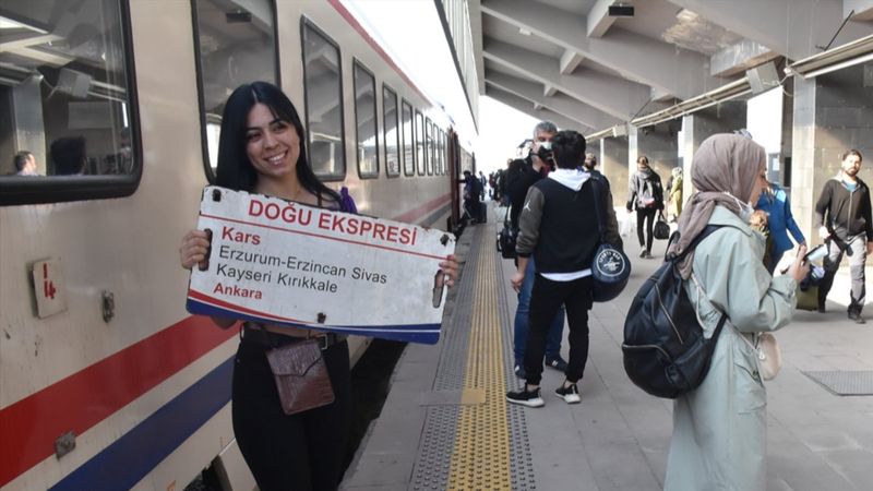 Pahalı biletler, Doğu Ekspresi'ne ilgiyi artırdı