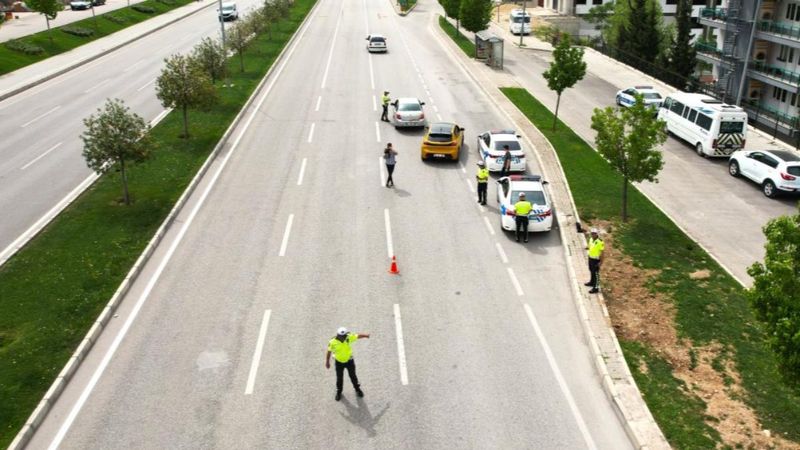 Sahil şehirlerinde bayram trafiği yoğunluğu başladı