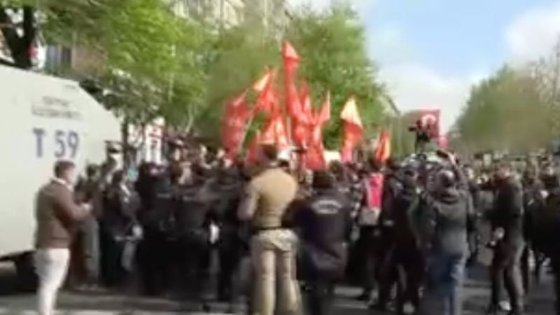 Beşiktaş'tan Taksim'e yürümek isteyen eylemcilere gözaltı