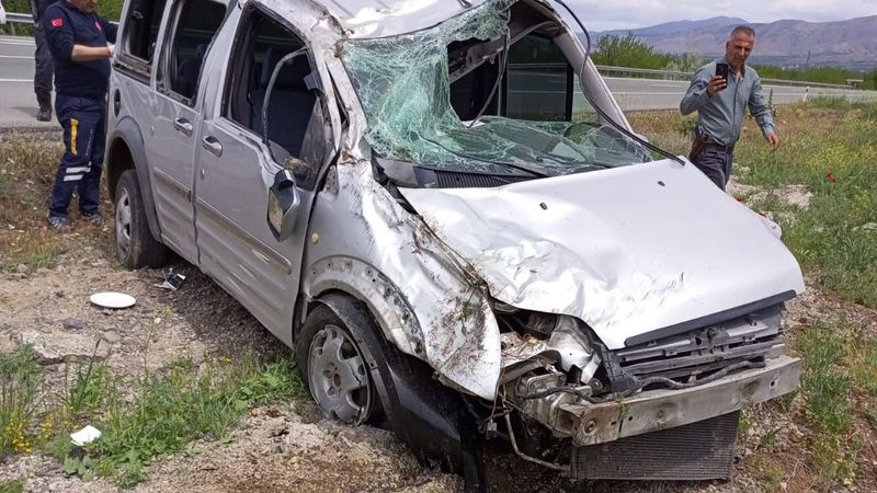 Malatya'da kontrolden çıkan araç şoförü hayatını kaybetti