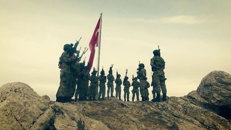 MSB’den bayram paylaşımı: Bayram, al bayrağın altında güzel