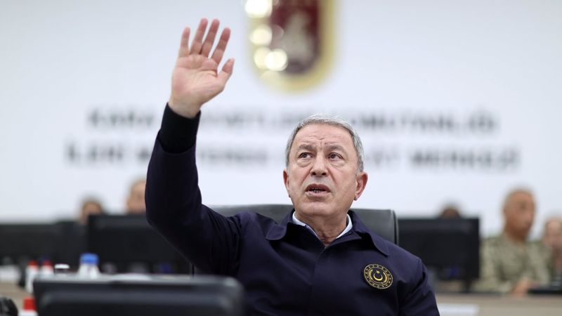 Hulusi Akar: Pençe-Kilit'te 61 terörist öldürüldü