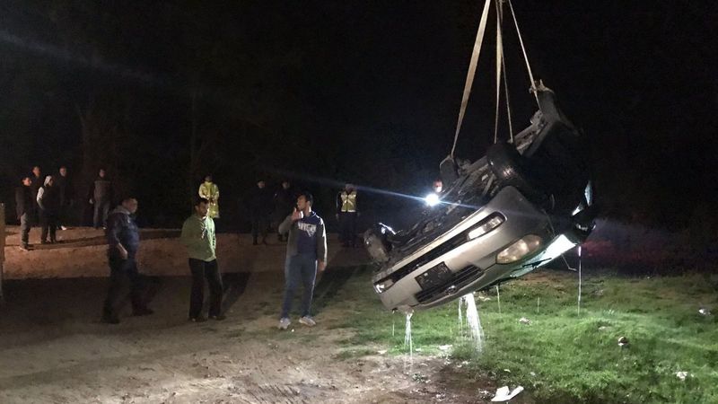 Edirne'de araç nehre düştü: 2 ölü, 1 yaralı