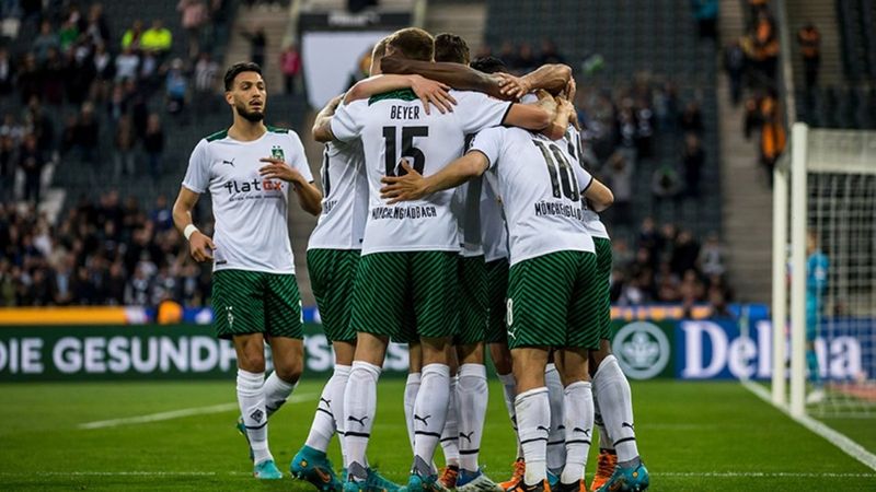 Leipzig deplasmanda Möchengladbach’a 3 golle yenildi